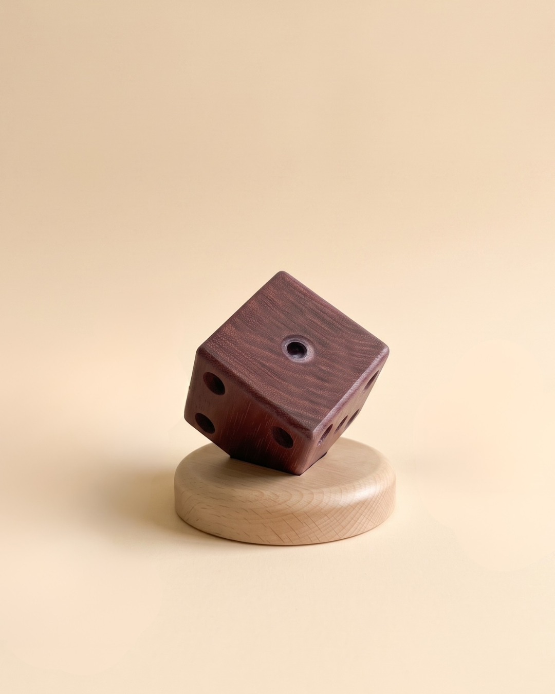 Handcrafted Pinewood Compass Cube – Elegant Desk Decor Piece