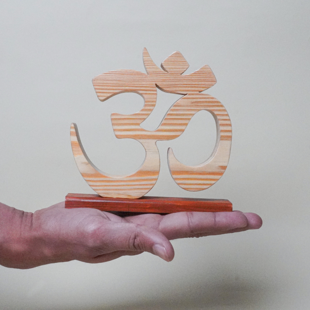 OM - Wooden Decor